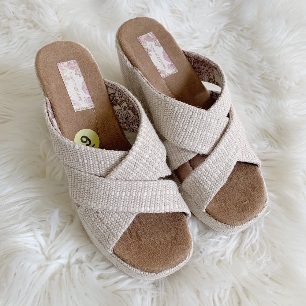 Band of Gypsies | Sage Platform Slide Sandal